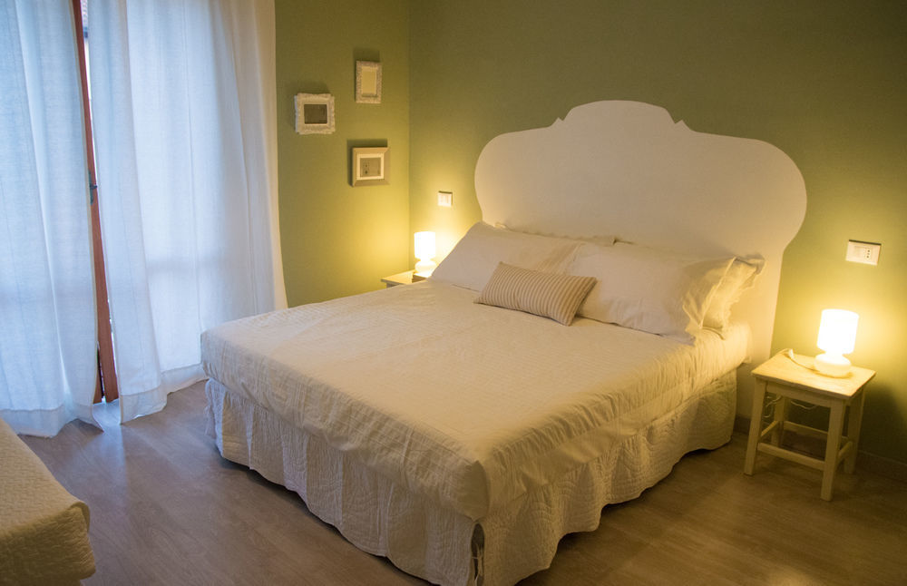 B&B Nannalia Marina Di Carrara Bagian luar foto