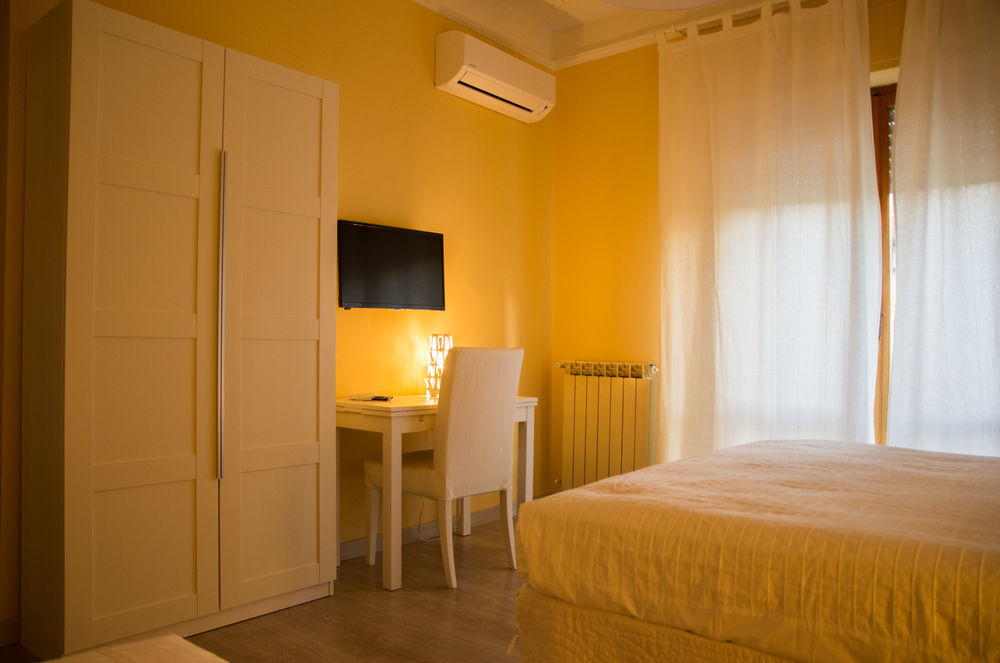 B&B Nannalia Marina Di Carrara Bagian luar foto